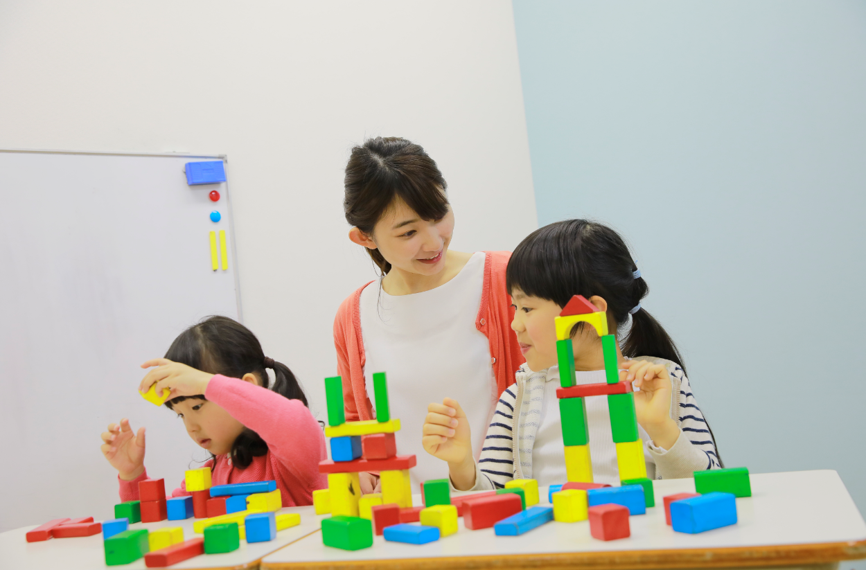 【27卒・28卒の学生さん向け】LITALICOジュニア秋冬インターン｜お子さまたちの「好き・楽しい」を活かした支援づくりに挑戦！